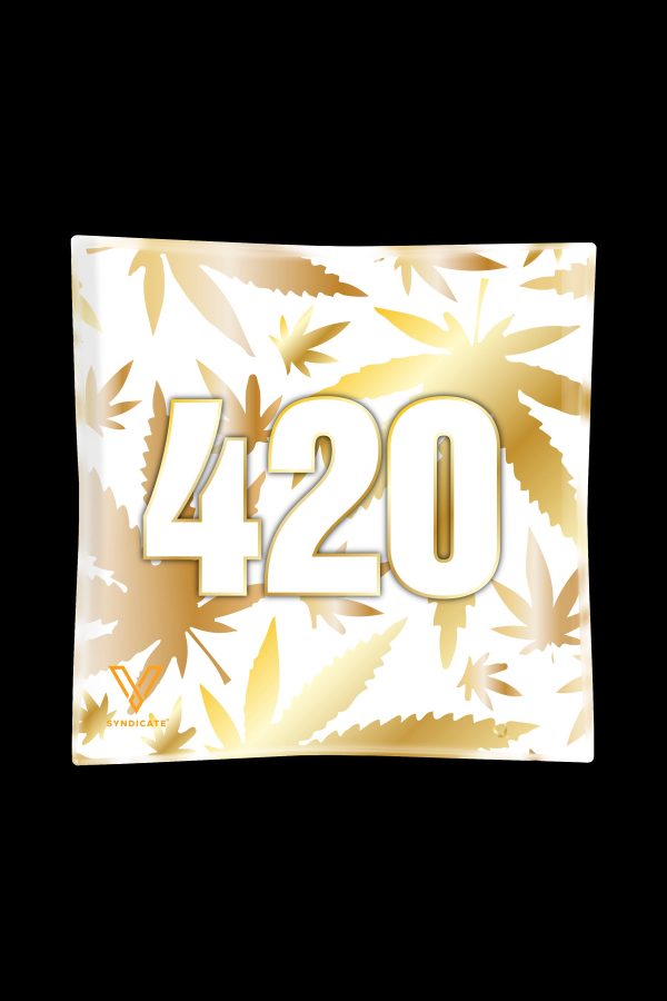 Square glass ashtray with gold “420” lettering and cannabis leaf pattern.