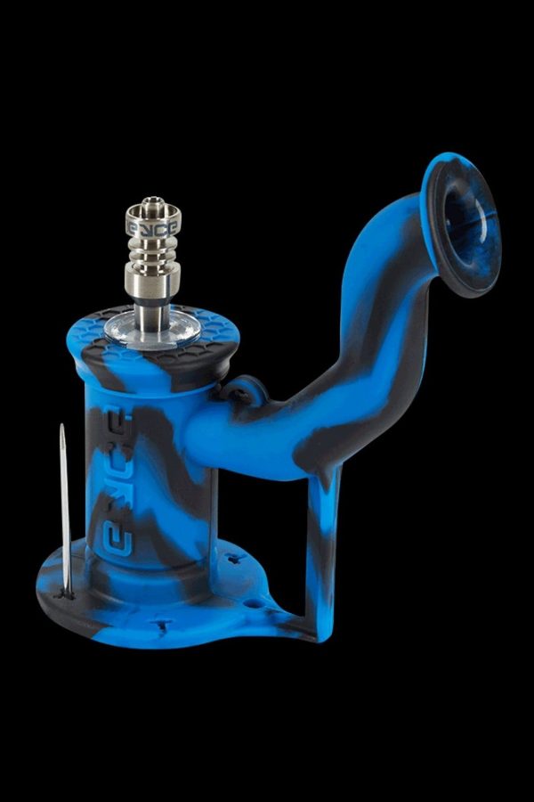 Blue silicone oil rig with metal downstem and bowl.
