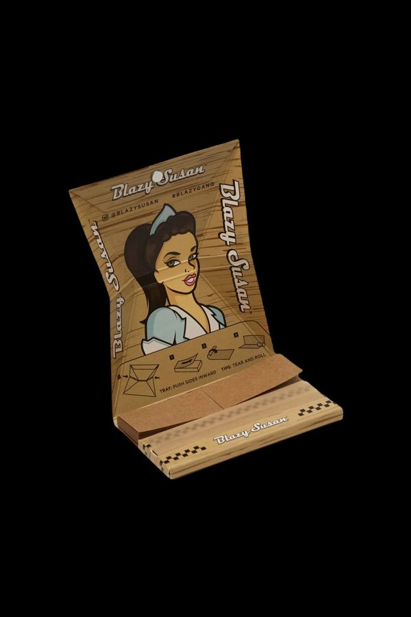 Blazy Susan rolling tray featuring a cartoon woman with a retro aesthetic, designed for easy joint rolling.
