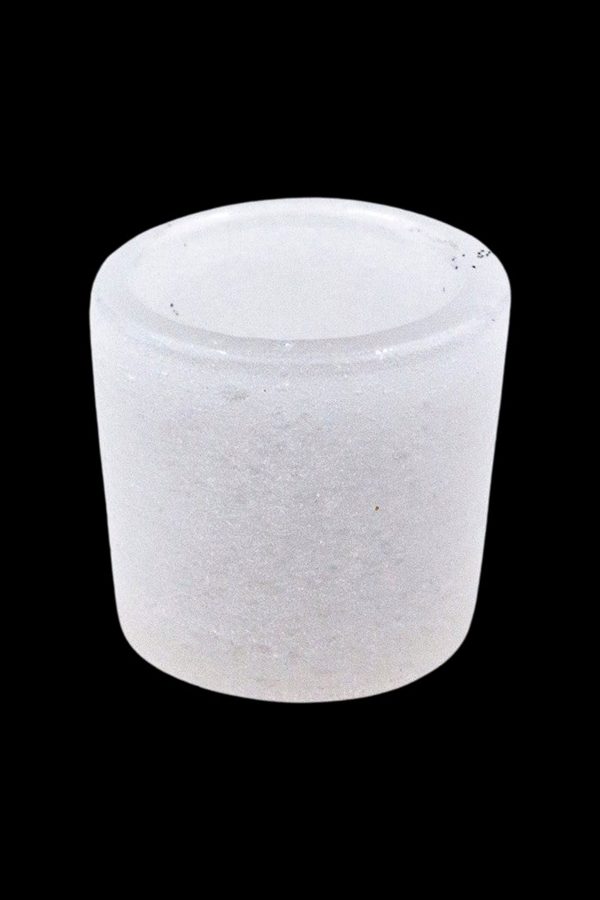 Frosted glass downstem screen.